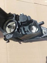 Laden Sie das Bild in den Galerie-Viewer, Frontscheinwerfer Peugeot 308 I 9677523080 Links Scheinwerfer Headlight SCH8767319869rk