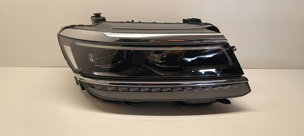 Frontscheinwerfer VW Tiguan 5NN941082C LED Rechts Scheinwerfer Headlight