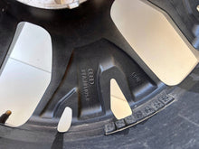 Load image into Gallery viewer, 1x Alufelge 19 Zoll 89A601025C Audi E-Tron Sportback Q4 Rim Wheel FEL5781984164uh