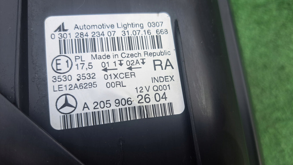 Frontscheinwerfer Mercedes-Benz W205 A2059062604 LED Rechts Headlight SCH7776036308yt