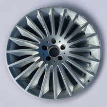 Load image into Gallery viewer, 1x Alufelge 19 Zoll 9.5&quot; 5x112 43,5ET A2224011602 Mercedes-Benz Rim Wheel