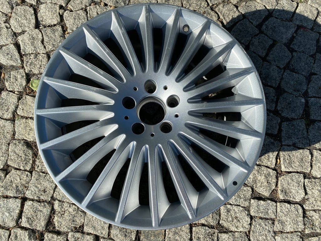 1x Alufelge 19 Zoll 9.5" 5x112 43,5ET A2224011602 Mercedes-Benz Rim Wheel