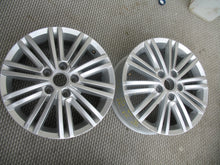 Laden Sie das Bild in den Galerie-Viewer, 1x Alufelge 17 Zoll 7.0" 5x120 55ET 7E0601025J VW Multivan Rim Wheel FEL7651209348zx