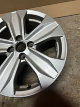 Load image into Gallery viewer, 1x Alufelge 16 Zoll 6.5&quot; 4x100 45ET 403009186R Dacia Rim Wheel