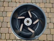 Load image into Gallery viewer, 1x Alufelge 21 Zoll 9.0" 5x112 42ET Schwarz 11A601025 VW Id.5 Id.4 Rim Wheel FEL7428232854gz