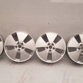 4x Alufelge 19 Zoll 5.0