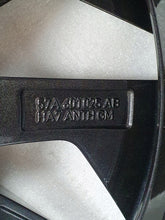 Laden Sie das Bild in den Galerie-Viewer, 1x Alufelge 17 Zoll 7.0&quot; 5x112 45ET 57A601025AB Skoda Karoq Rim Wheel