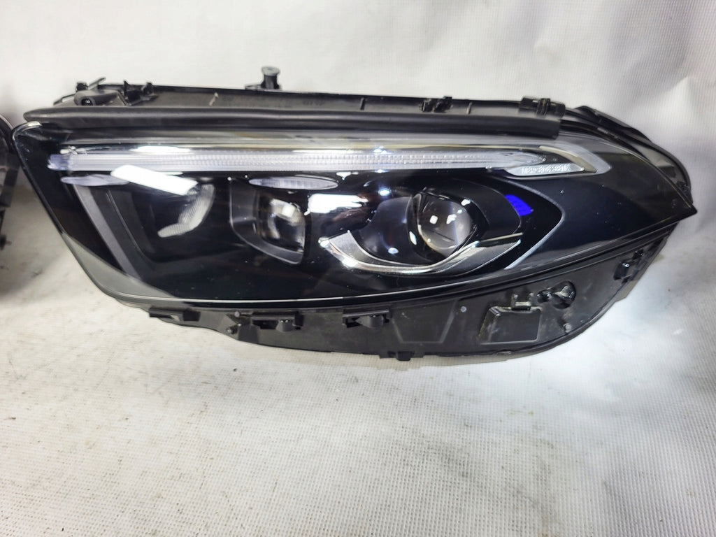 Frontscheinwerfer Mercedes-Benz W177 A1779065704 A1779065804 LED Ein Satz SCH8515629116os