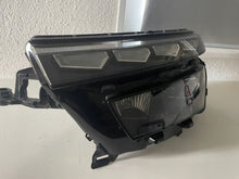 Laden Sie das Bild in den Galerie-Viewer, Frontscheinwerfer Skoda Kamiq 658941015B 00213777-06 LED Rechts oder Links SCH5313834576gb