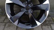Laden Sie das Bild in den Galerie-Viewer, 1x Alufelge 18 Zoll 7.5" 5x112 46ET Glanz Schwarz 5FA601025H Cupra Leon FEL5018115247ks