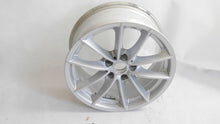 Laden Sie das Bild in den Galerie-Viewer, 1x Alufelge 17 Zoll 7.5" 5x112 27ET Glanz Silber 6868217 BMW G31 G30 G32 G11 G12 FEL7442159911ga