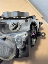 Laden Sie das Bild in den Galerie-Viewer, Frontscheinwerfer VW Touran 1t1 1T1941006C Rechts Scheinwerfer Headlight SCH2925203355dy