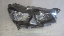 Laden Sie das Bild in den Galerie-Viewer, Frontscheinwerfer Peugeot Partner Rifter 9816826880 Rechts Headlight SCH8693974070jd