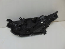 Load image into Gallery viewer, Frontscheinwerfer Toyota 4 Yaris Rechts Scheinwerfer Headlight SCH8800452666je
