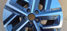 Load image into Gallery viewer, 1x Alufelge 17 Zoll 7.0" 5x114.3 50ET 52910-DD100 Hyundai Kona Rim Wheel FEL6809202325ci