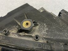 Laden Sie das Bild in den Galerie-Viewer, Frontscheinwerfer Skoda Octavia III 5E1941016 Xenon Rechts Headlight SCH1508374982wv