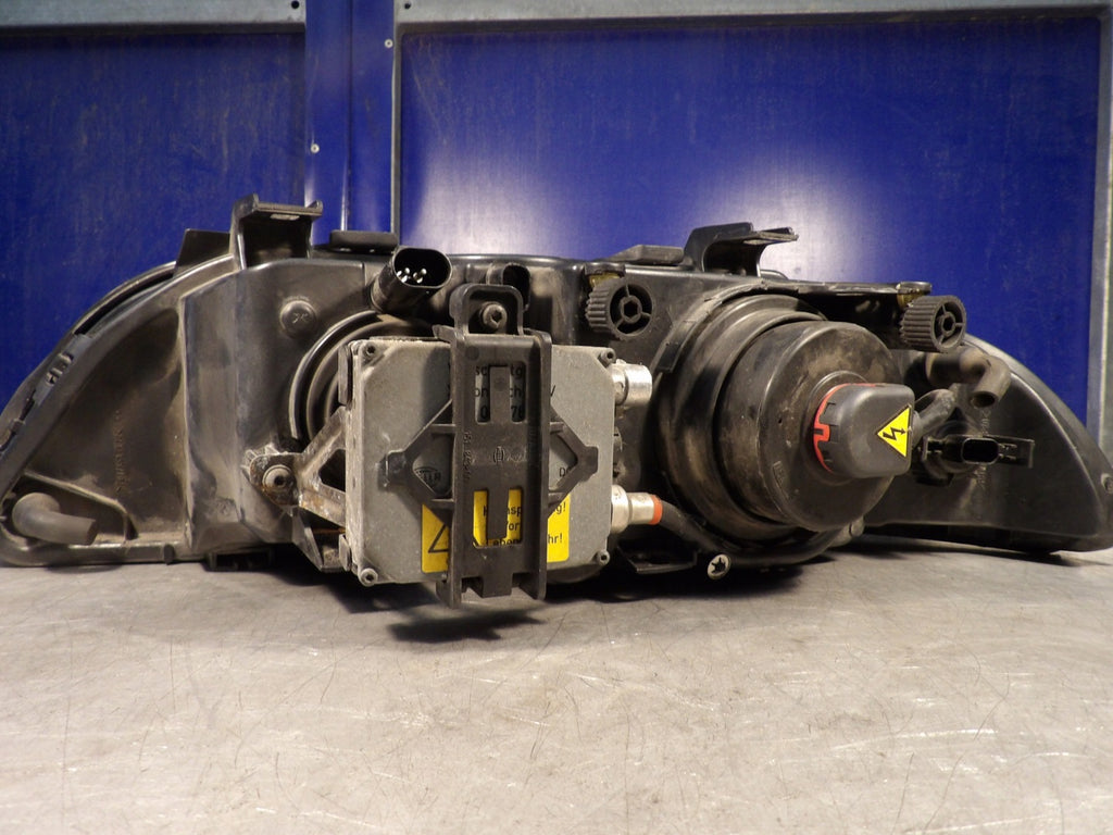 Frontscheinwerfer BMW E39 8159306 Xenon Rechts Scheinwerfer Headlight