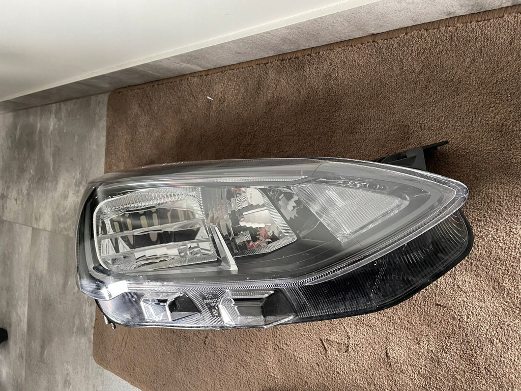 Frontscheinwerfer Ford Focus MX7B13E014-CC Full LED Rechts Headlight