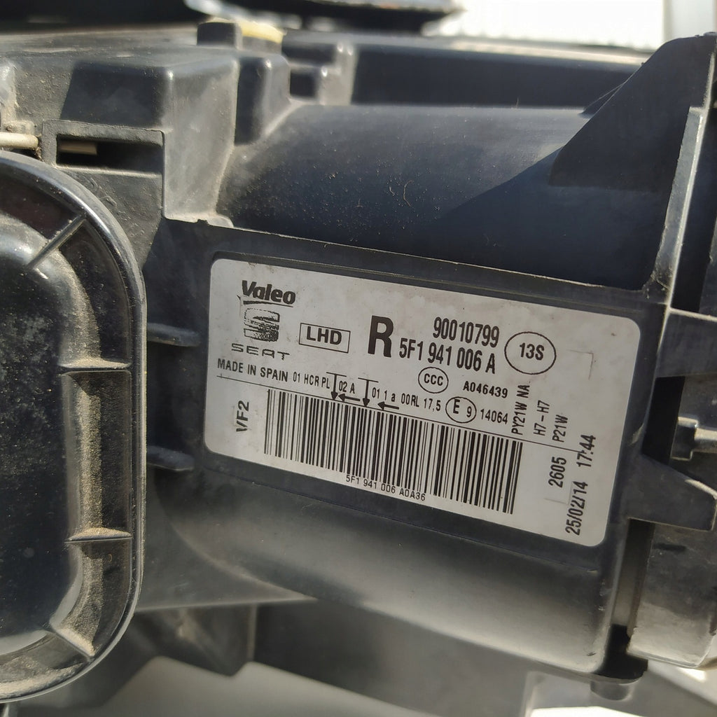 Frontscheinwerfer Seat Leon 5F1941006A Rechts Scheinwerfer Headlight