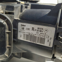 Load image into Gallery viewer, Frontscheinwerfer Seat Leon 5F1941006A Rechts Scheinwerfer Headlight