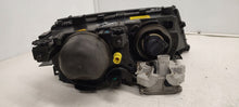 Load image into Gallery viewer, Frontscheinwerfer BMW E46 6902759 Xenon Ein Stück (Rechts oder Links) Headlight