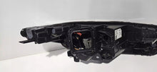 Laden Sie das Bild in den Galerie-Viewer, Frontscheinwerfer Renault Zoe 260609388R FULL LED Links Scheinwerfer Headlight