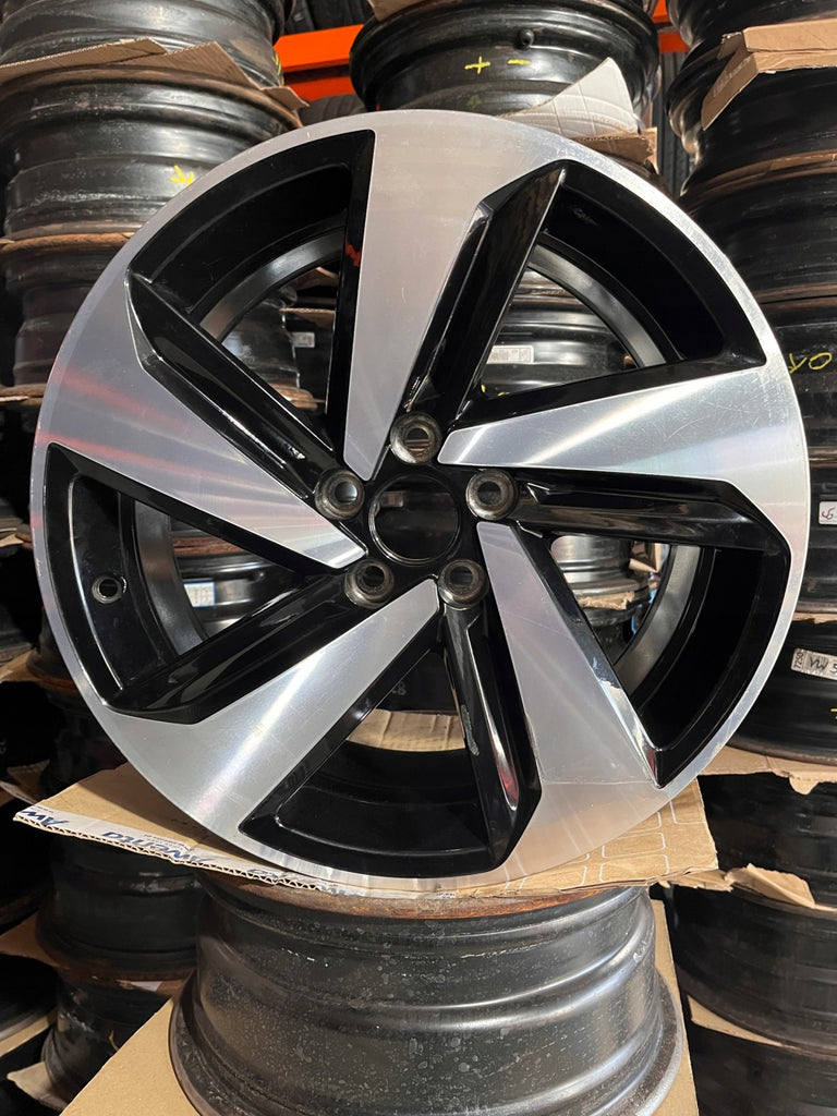 1x Alufelge 17 Zoll 7.5" 5x112 51ET Glanz Schwarz 2G0601025AB VW I Rim Wheel FEL7981545470uf