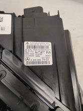 Laden Sie das Bild in den Galerie-Viewer, Frontscheinwerfer Mercedes-Benz W205 A2059067303 LED Rechts oder Links SCH5758351591rv