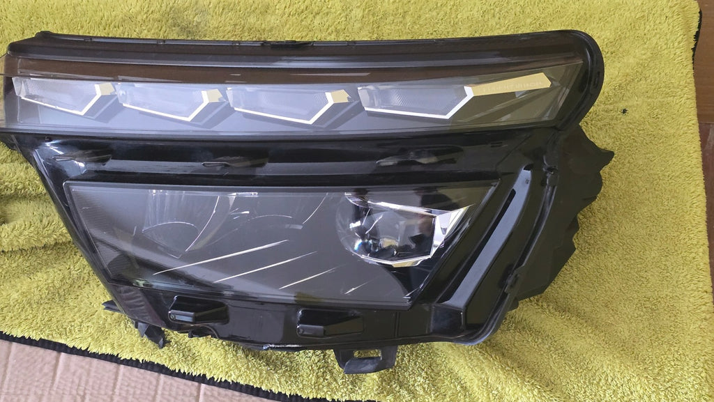 Frontscheinwerfer Skoda Kamiq 658941015F LED Links Scheinwerfer Headlight SCH9489360942jy