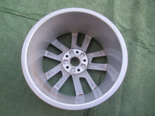 Laden Sie das Bild in den Galerie-Viewer, 1x Alufelge 17 Zoll 7.5" 5x112 51ET Glanz Silber 8V0601025CS Audi A3 Rim Wheel FEL2631186326pm