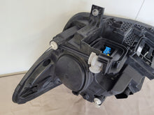 Laden Sie das Bild in den Galerie-Viewer, Frontscheinwerfer Mercedes-Benz Vito W447 A4479060201 Rechts Headlight SCH3118907523of