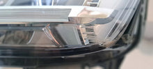 Laden Sie das Bild in den Galerie-Viewer, Frontscheinwerfer Audi Q2 81A941033 Full LED FALSE Scheinwerfer Headlight SCH2427895346ii