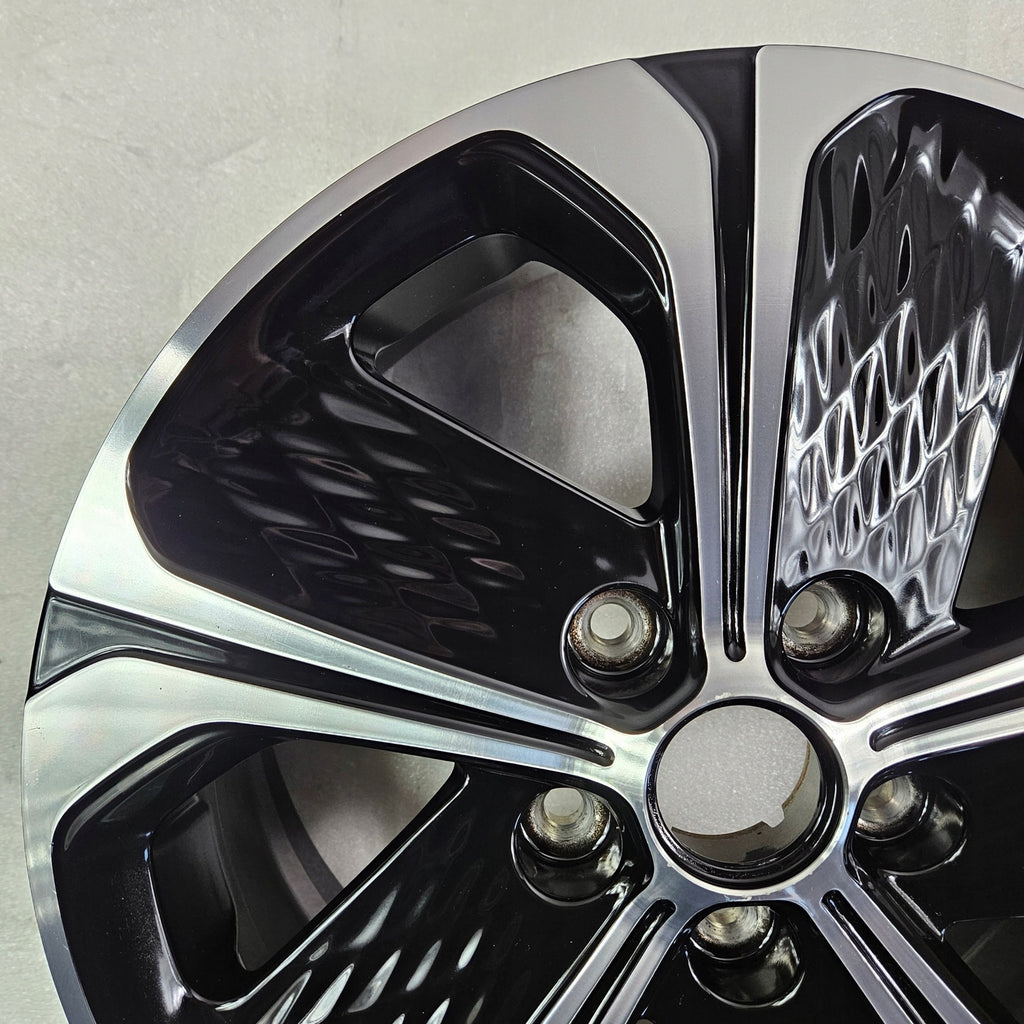 1x Alufelge 16 Zoll 6.5" 5x114.3 40ET 52910CR200 Kia Carens Rim Wheel