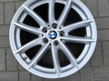 Laden Sie das Bild in den Galerie-Viewer, 1x Alufelge 18 Zoll 8.5" 5x112 44ET Glanz Silber 6880684 BMW X5 G05 Rim Wheel FEL6045595429da