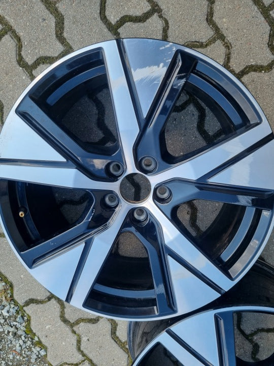 1x Alufelge 19 Zoll 8.5" 5x108 Volvo Xc40 Rim Wheel FEL9570443725qe