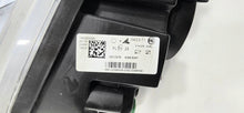 Laden Sie das Bild in den Galerie-Viewer, Frontscheinwerfer Opel Movano C 1440924280 Rechts Scheinwerfer Headlight SCH6860720386ac
