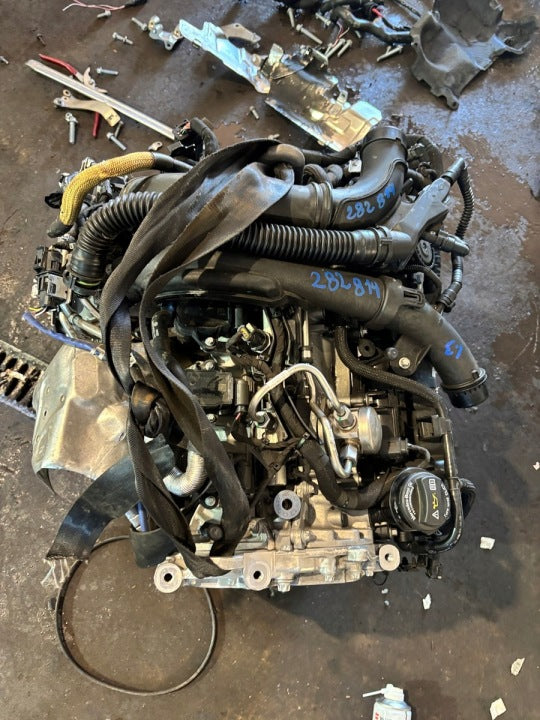 Motor Mercedes-Benz W247 W177 282814 1.3 CGI Benzin Engine Unkomplett MOT7029701590jb