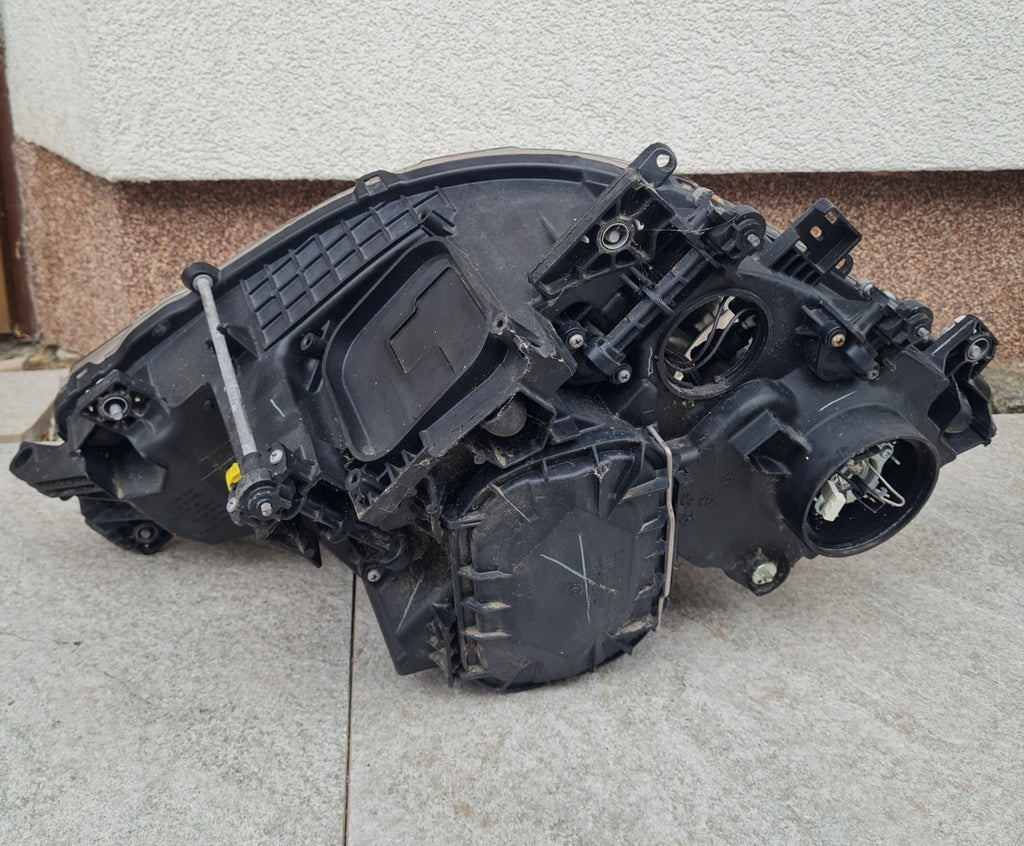 Frontscheinwerfer Mercedes-Benz A9608200439 Links Scheinwerfer Headlight SCH1305061107fy