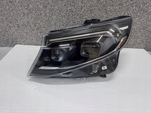 Laden Sie das Bild in den Galerie-Viewer, Frontscheinwerfer Mercedes-Benz Vito W447 A4479068101 Links Headlight SCH1083236821xm