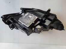 Laden Sie das Bild in den Galerie-Viewer, Frontscheinwerfer Land Rover I Sport LK7213W030CA 0020916001A15PP220 Links SCH9535494154wa