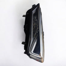 Laden Sie das Bild in den Galerie-Viewer, Frontscheinwerfer Seat 5FJ941007E Full LED Links Scheinwerfer Headlight