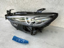 Load image into Gallery viewer, Frontscheinwerfer Mazda 6 Gj GRF551040 Full LED Ein Stück (Rechts oder Links) SCH5699174687bd