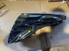 Laden Sie das Bild in den Galerie-Viewer, Frontscheinwerfer Hyundai Tucson 92207N7100 LED Ein Stück (Rechts oder Links) SCH5298199228an