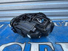 Laden Sie das Bild in den Galerie-Viewer, Frontscheinwerfer Mercedes-Benz Glb X247 A2479067903 Links Headlight SCH9163533586gx