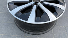 Laden Sie das Bild in den Galerie-Viewer, 1x Alufelge 19 Zoll 7.5" 5x112 53ET A2474013100 Mercedes-Benz Glb X247 Rim Wheel FEL6740590944fr