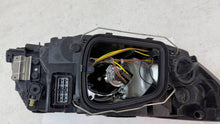 Load image into Gallery viewer, Frontscheinwerfer Volvo V50 30763033 Links Scheinwerfer Headlight SCH6071411261li