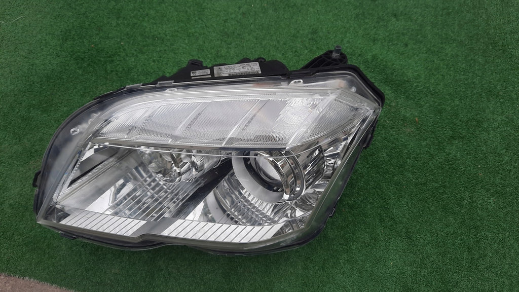 Frontscheinwerfer Mercedes-Benz W204 Xenon Links Scheinwerfer Headlight