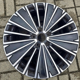 1x Alufelge 18 Zoll 8.0