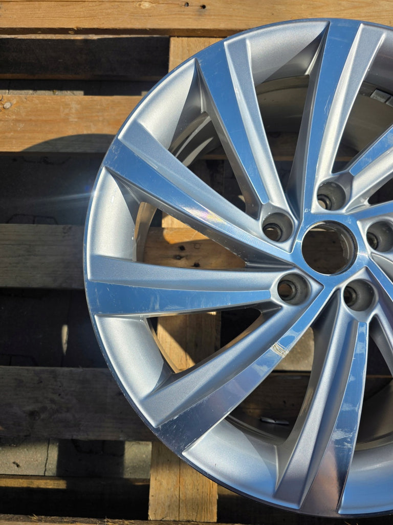 1x Alufelge 18 Zoll 8.0" 5x112 48ET 5E0601025H Skoda Octavia I Rim Wheel FEL8990229730qg