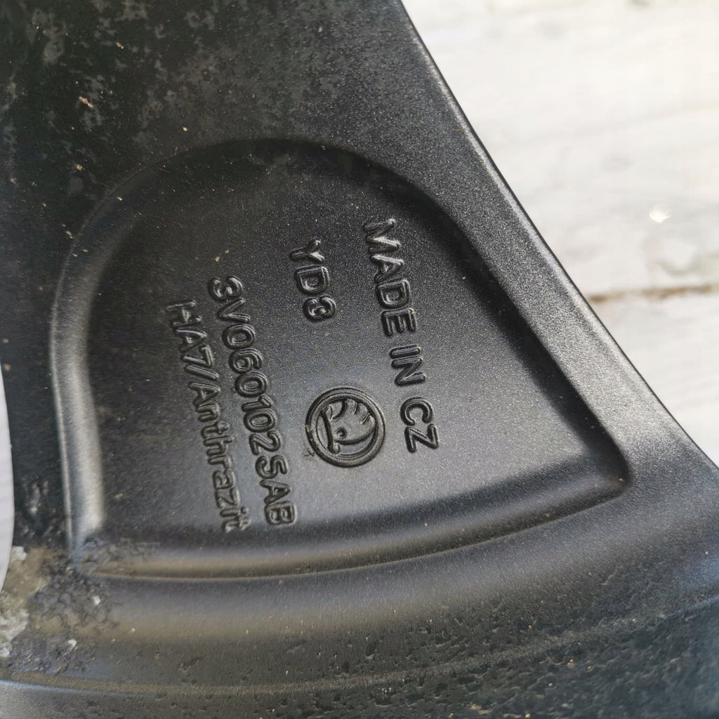 1x Alufelge 17 Zoll 7.0" 5x112 40ET Glanz Graphit 3V0601025AJ Skoda Superb Iii FEL2560111666cm